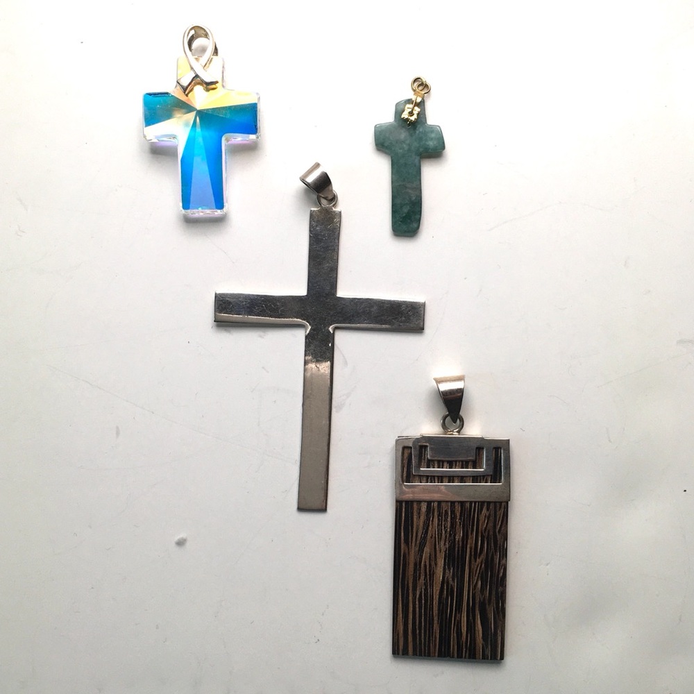 4 VNTG 925 pendants bundle: crosses/coconut wood
